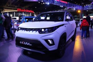 भारतीय मार्केट में फिर से Tata और Mahindra ब्रांड 5 नई XUV पेश करेंगी।